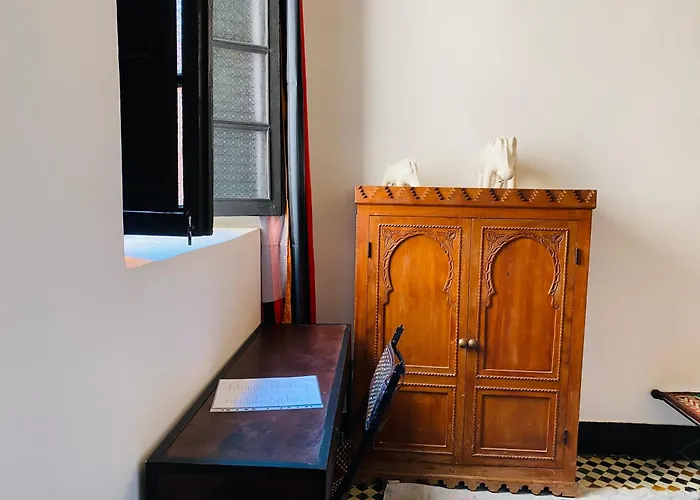 Riad New Moon